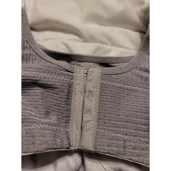 Glamorise Sport Double Layer Custom Control Bra - White/Gray - 44D - Picture 7 of 7